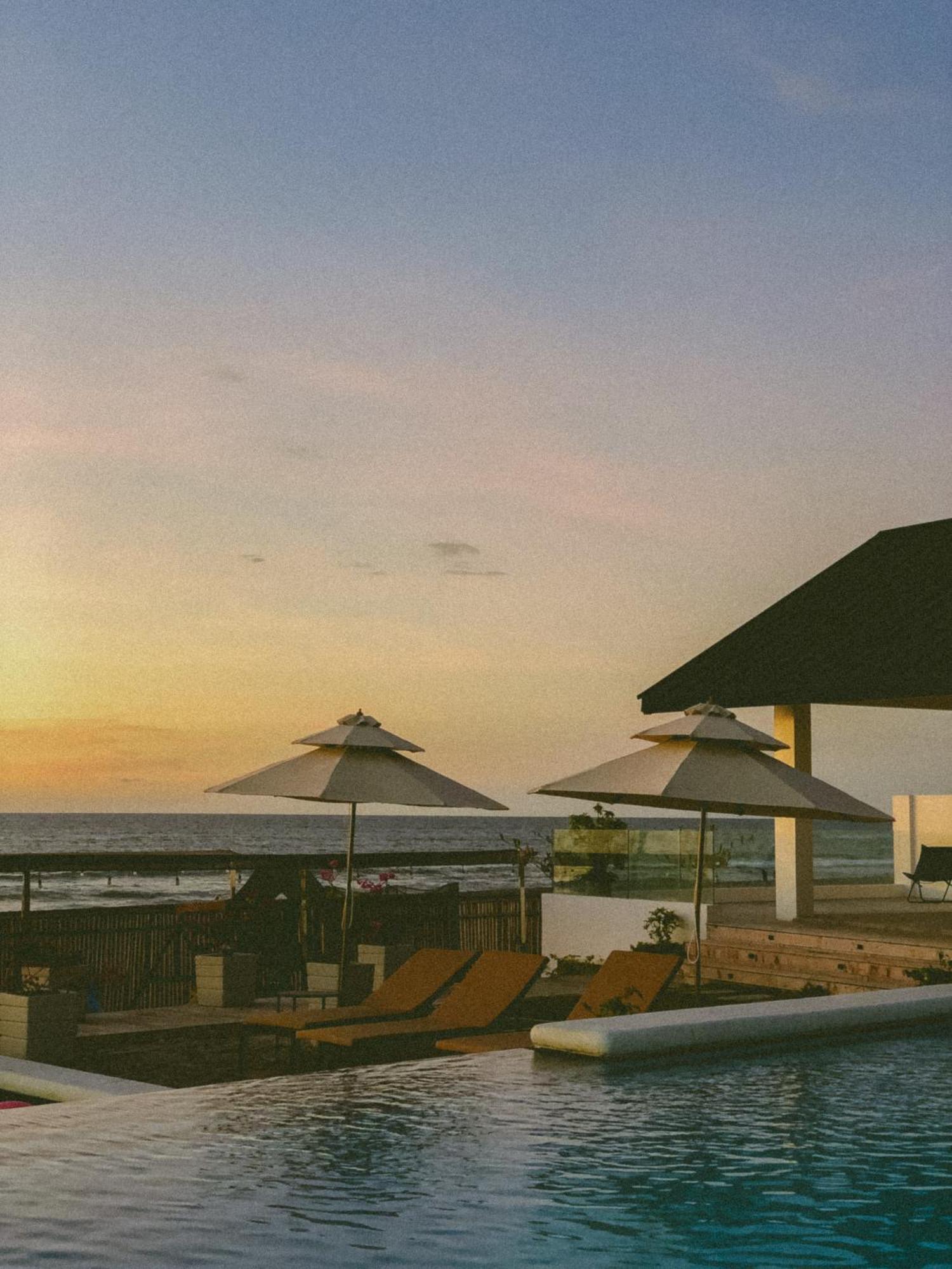 The Nordic House Hotel Bacnotan ภายนอก รูปภาพ